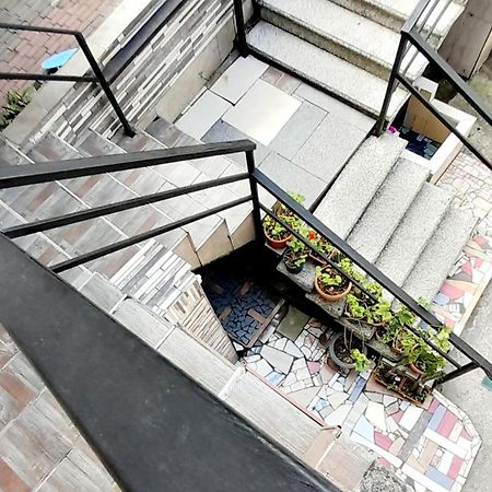 באטומי Guesthouse Qeti מראה חיצוני תמונה